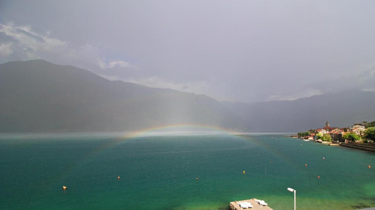 Apartment Miramare Kotor Bagian luar foto